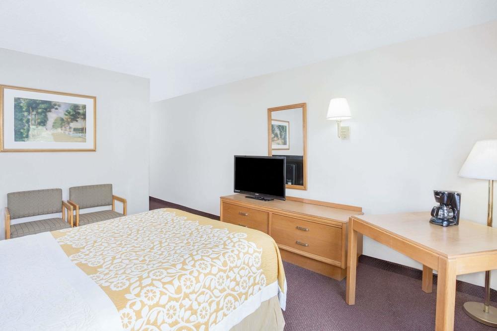 Days Inn By Wyndham Cambridge Dış mekan fotoğraf